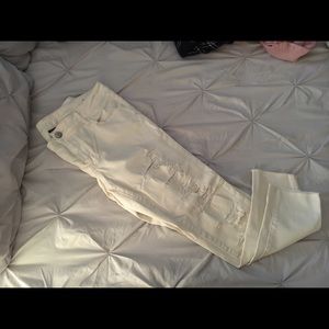 American Eagle White Skinny Jeans Ripped
